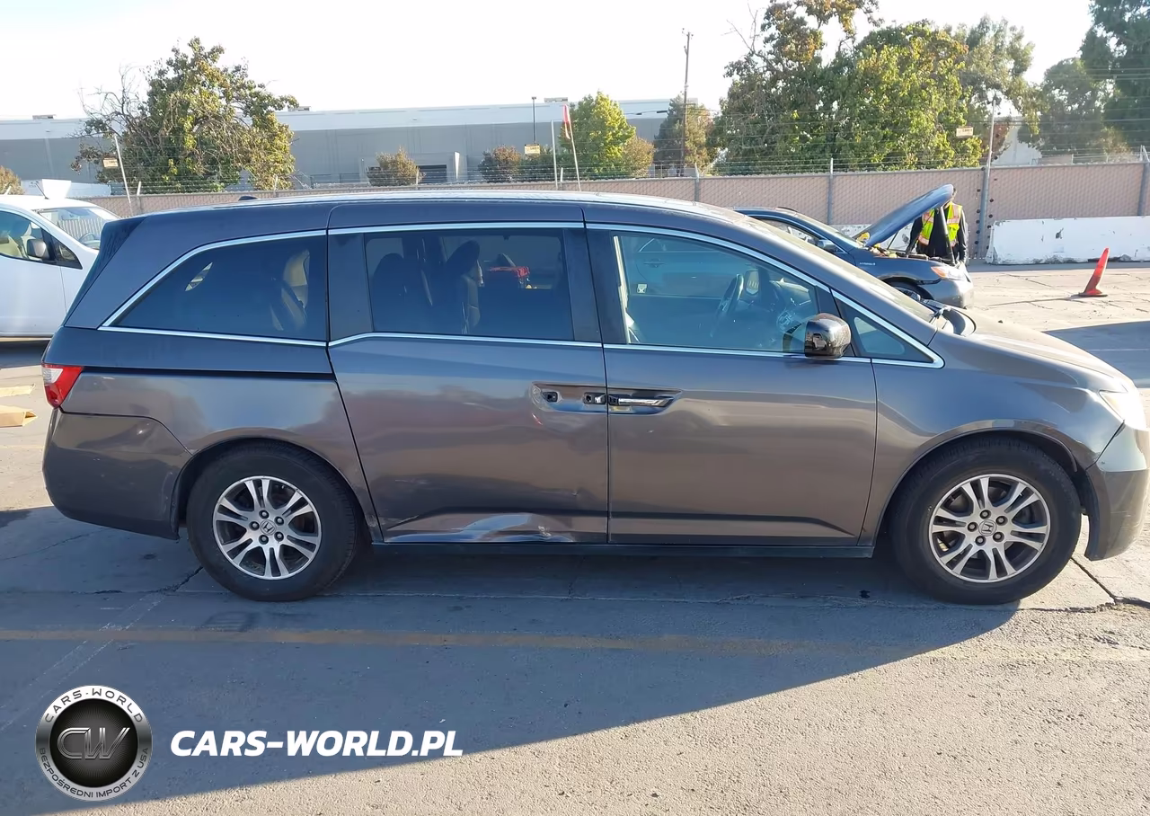 2012 Honda Odyssey Ex-L VIN:5FNRL5H6XCB003997 - 13