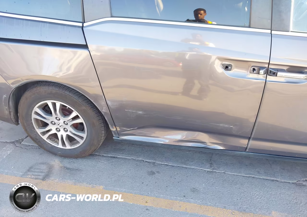 2012 Honda Odyssey Ex-L VIN:5FNRL5H6XCB003997 - 6