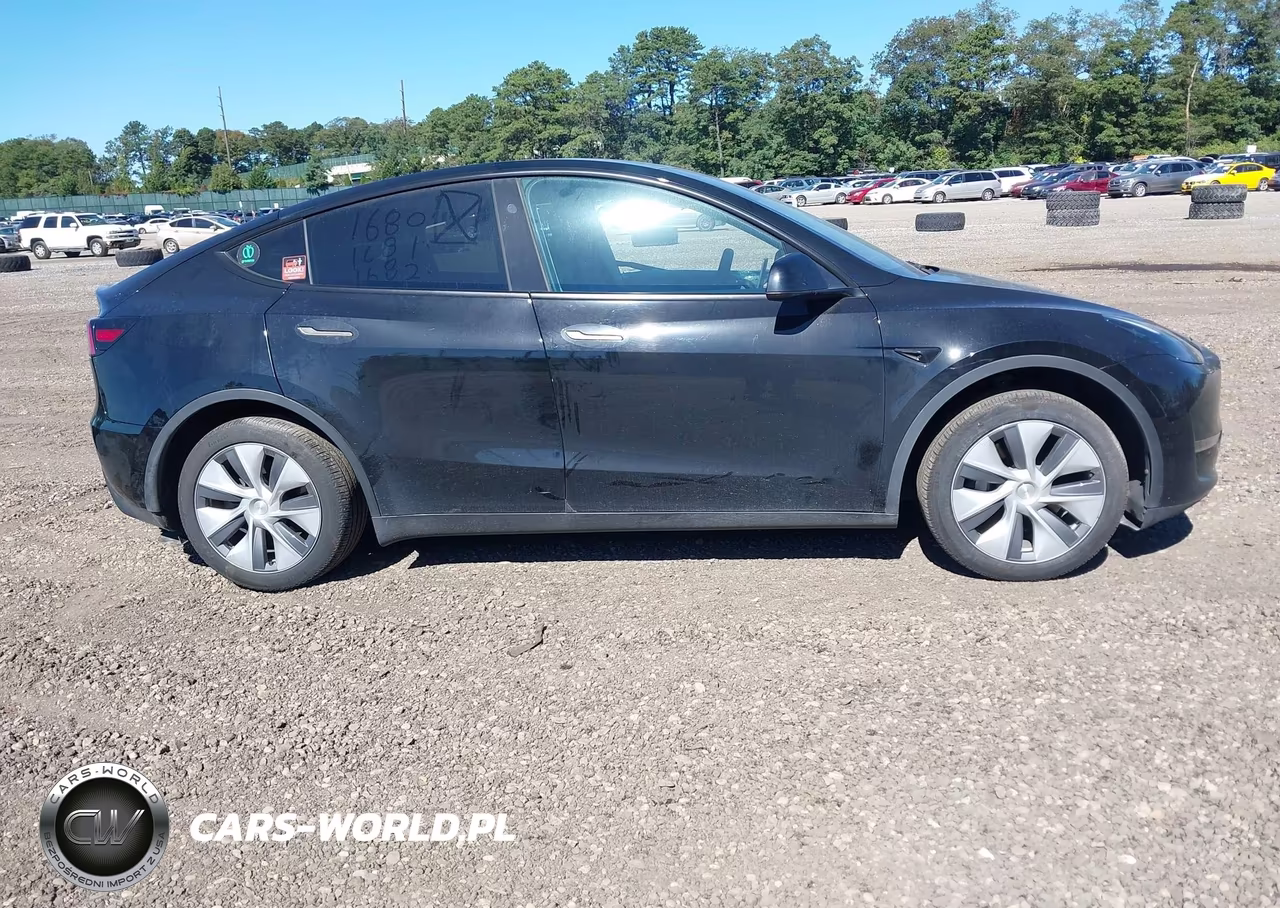 2023 Tesla Model Y Awd-Long Range Dual Motor All-Wheel Drive VIN:7SAYGDEE3PA177308 - 13