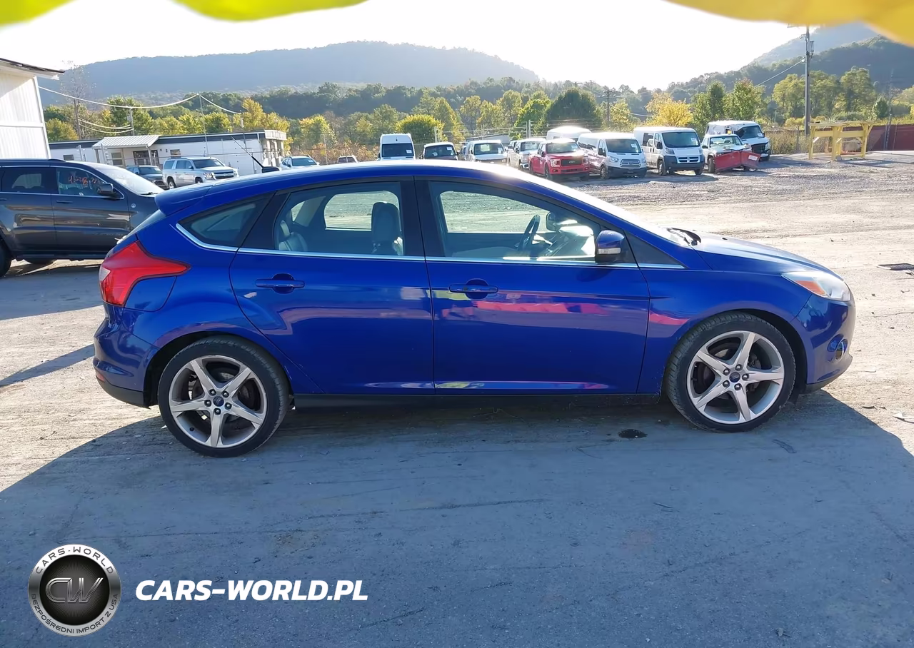 2013 Ford Focus Titanium VIN:1FADP3N24DL230398 - 13