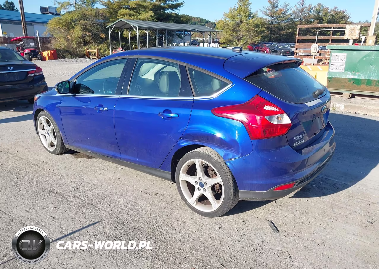 2013 Ford Focus Titanium VIN:1FADP3N24DL230398 - 3