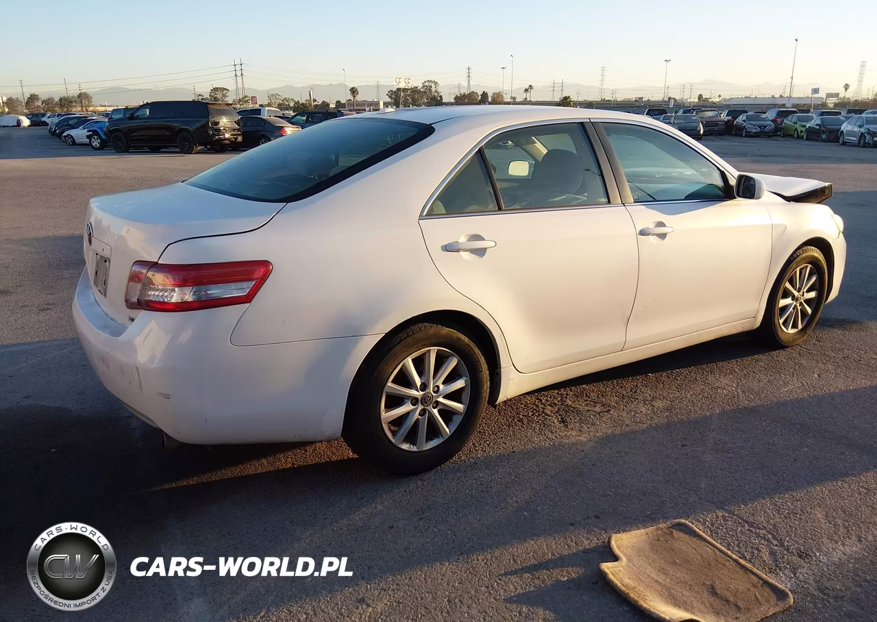 2011 Toyota Camry Le VIN:4T4BF3EK6BR209260 - 4