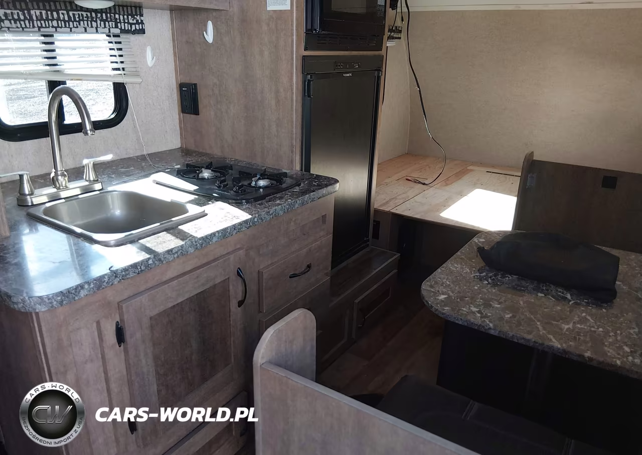 2018 Starcraft Comet Pop-Up Camper VIN:1SABS0AJ4J2DA5090 - 8