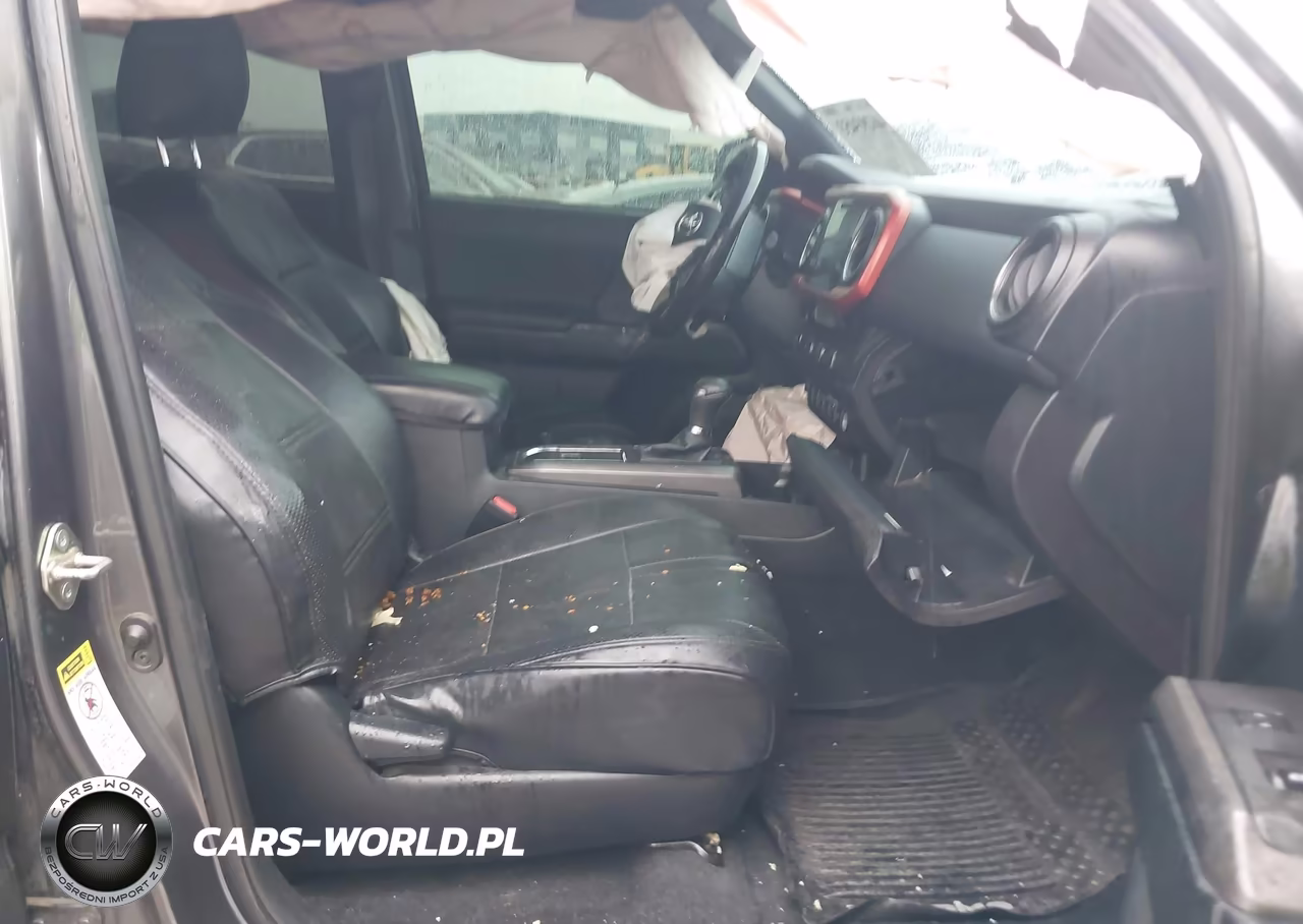 2017 Toyota Tacoma Trd Sport VIN:5TFAZ5CN9HX023939 - 5