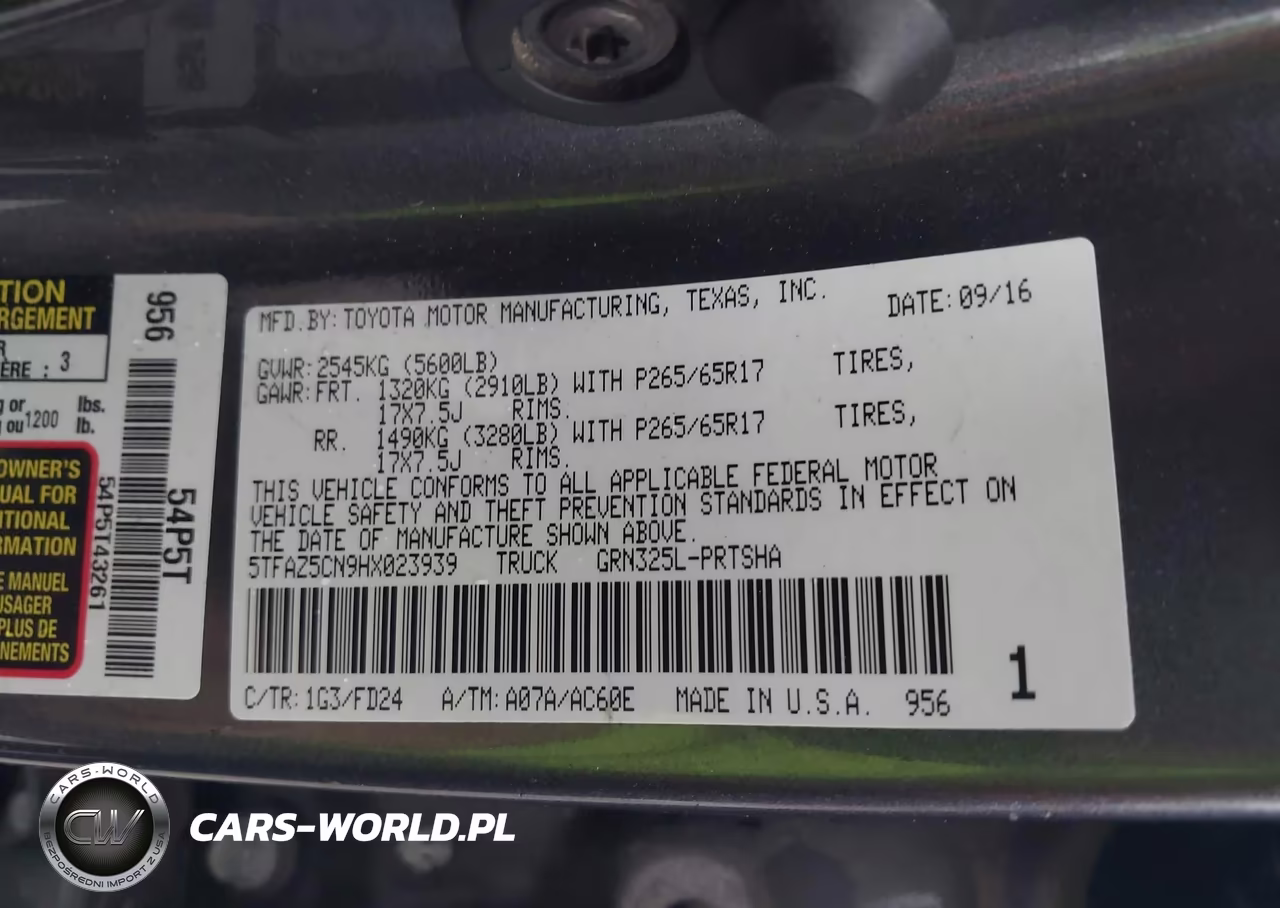 2017 Toyota Tacoma Trd Sport VIN:5TFAZ5CN9HX023939 - 9