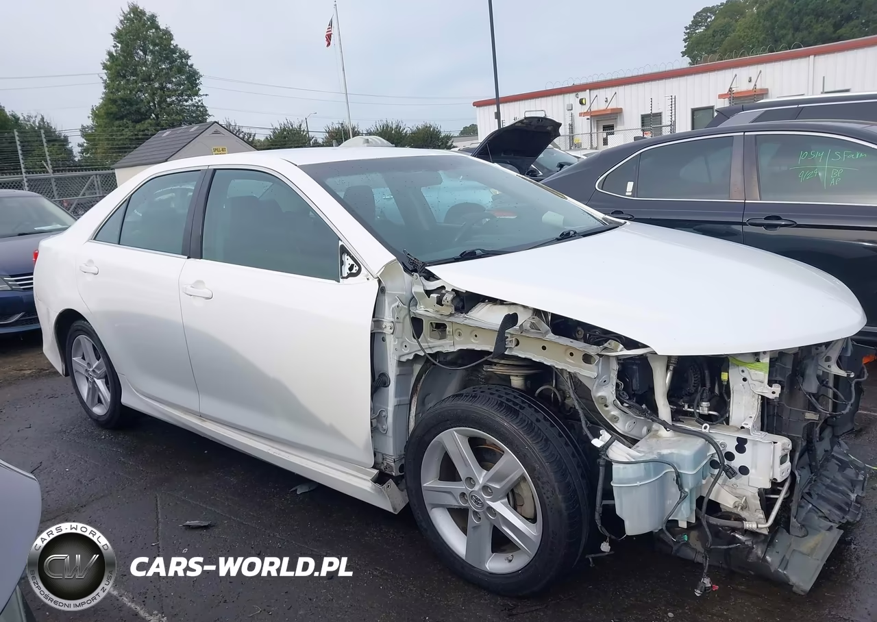 2014 Toyota Camry Se VIN:4T1BF1FK1EU354045 - 14