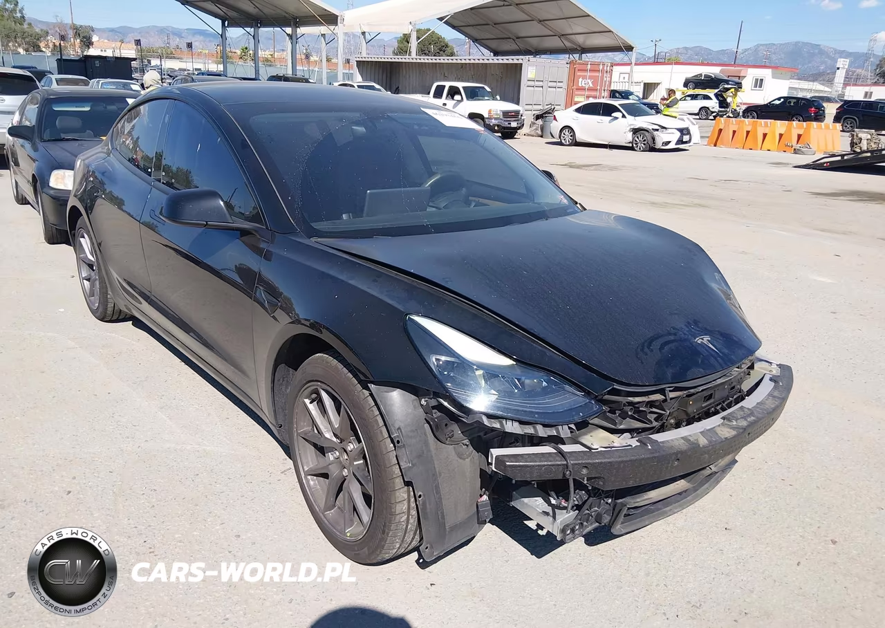 2022 Tesla Model 3 Rear-Wheel Drive