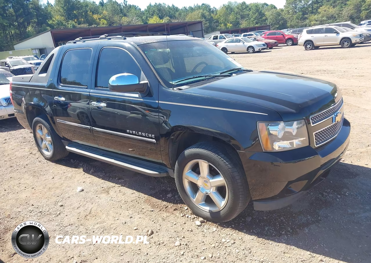 2011 Chevrolet Avalanche 1500 Ltz VIN:3GNTKGE33BG154887 - 1