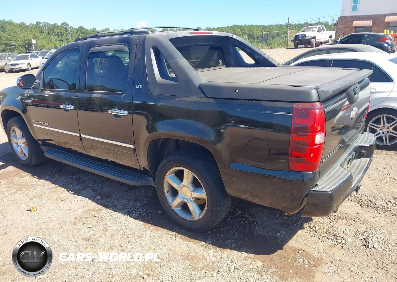 2011 Chevrolet Avalanche 1500 Ltz VIN:3GNTKGE33BG154887 - 3