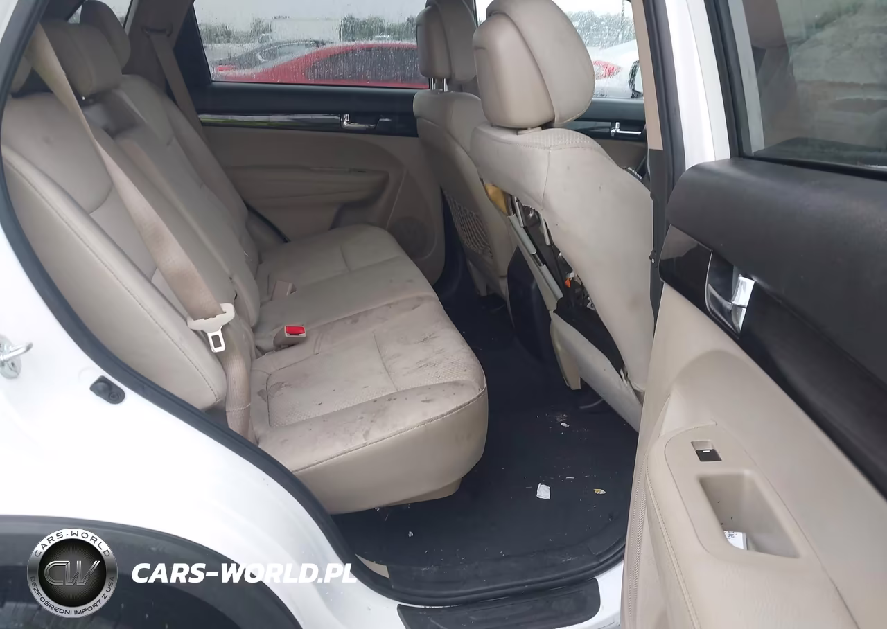 2012 Kia Sorento Lx VIN:5XYKT3A6XCG258271 - 8