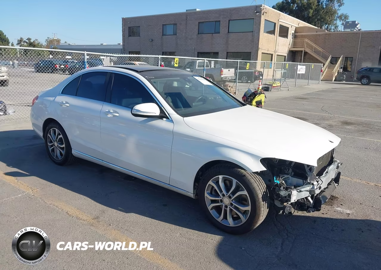 2015 Mercedes-Benz C 300 4Matic