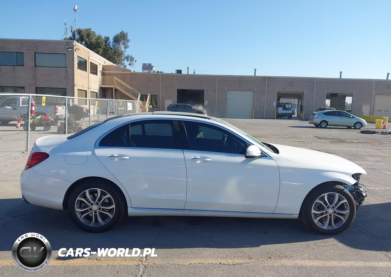 2015 Mercedes-Benz C 300 4Matic VIN:55SWF4KB6FU081397 - 14