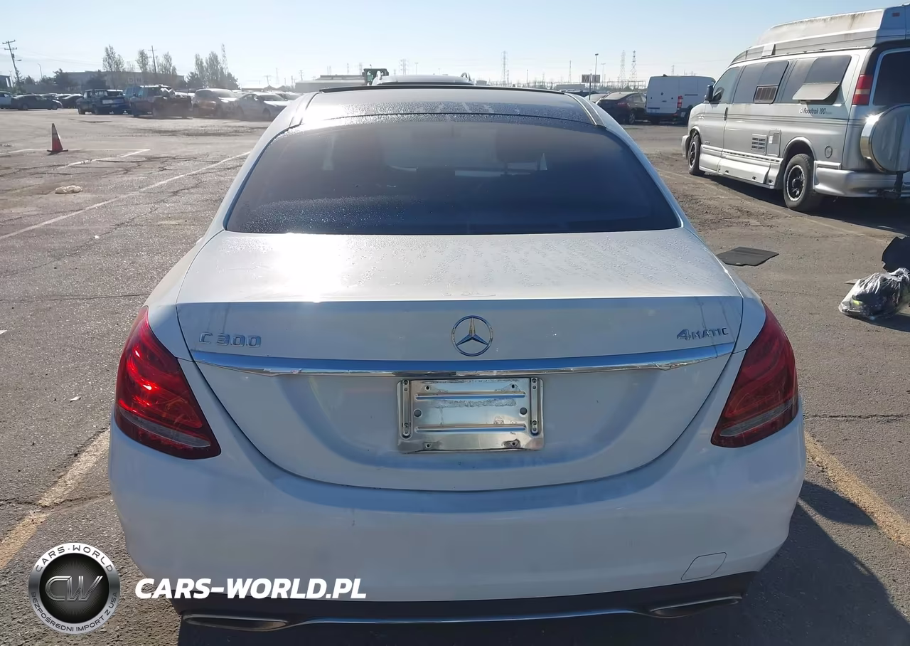 2015 Mercedes-Benz C 300 4Matic VIN:55SWF4KB6FU081397 - 17