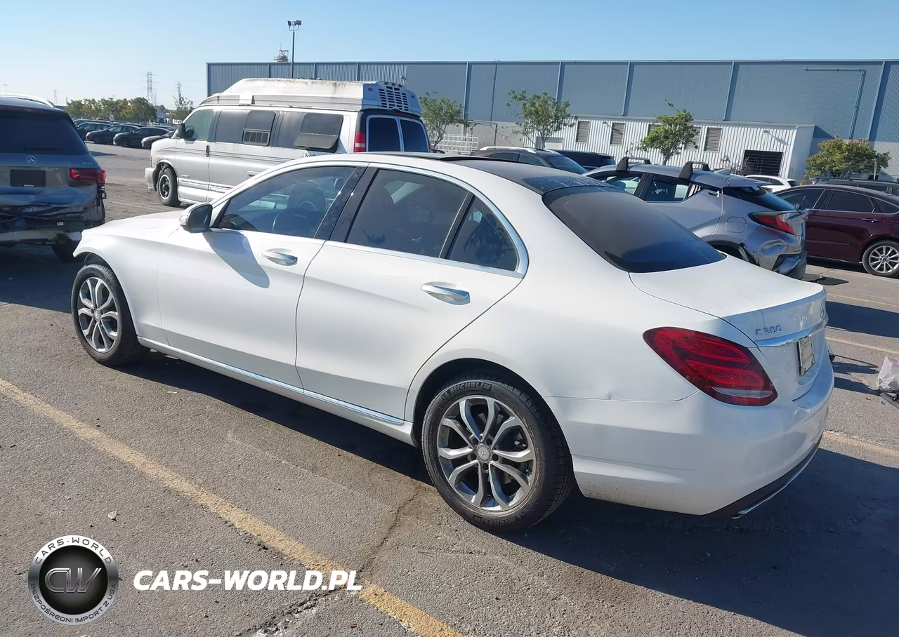 2015 Mercedes-Benz C 300 4Matic VIN:55SWF4KB6FU081397 - 3