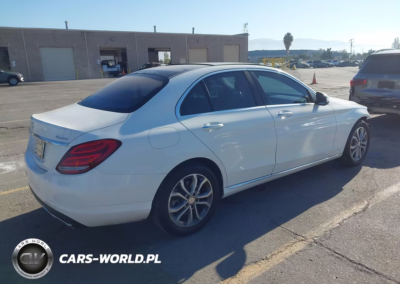 2015 Mercedes-Benz C 300 4Matic VIN:55SWF4KB6FU081397 - 4
