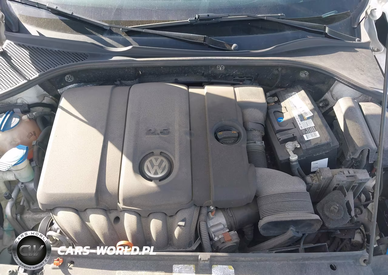 2012 Volkswagen Passat 2.5L Sel VIN:1VWCH7A39CC025521 - 10
