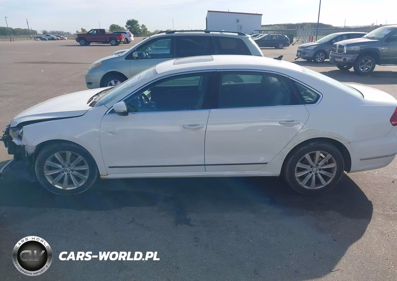 2012 Volkswagen Passat 2.5L Sel VIN:1VWCH7A39CC025521 - 15