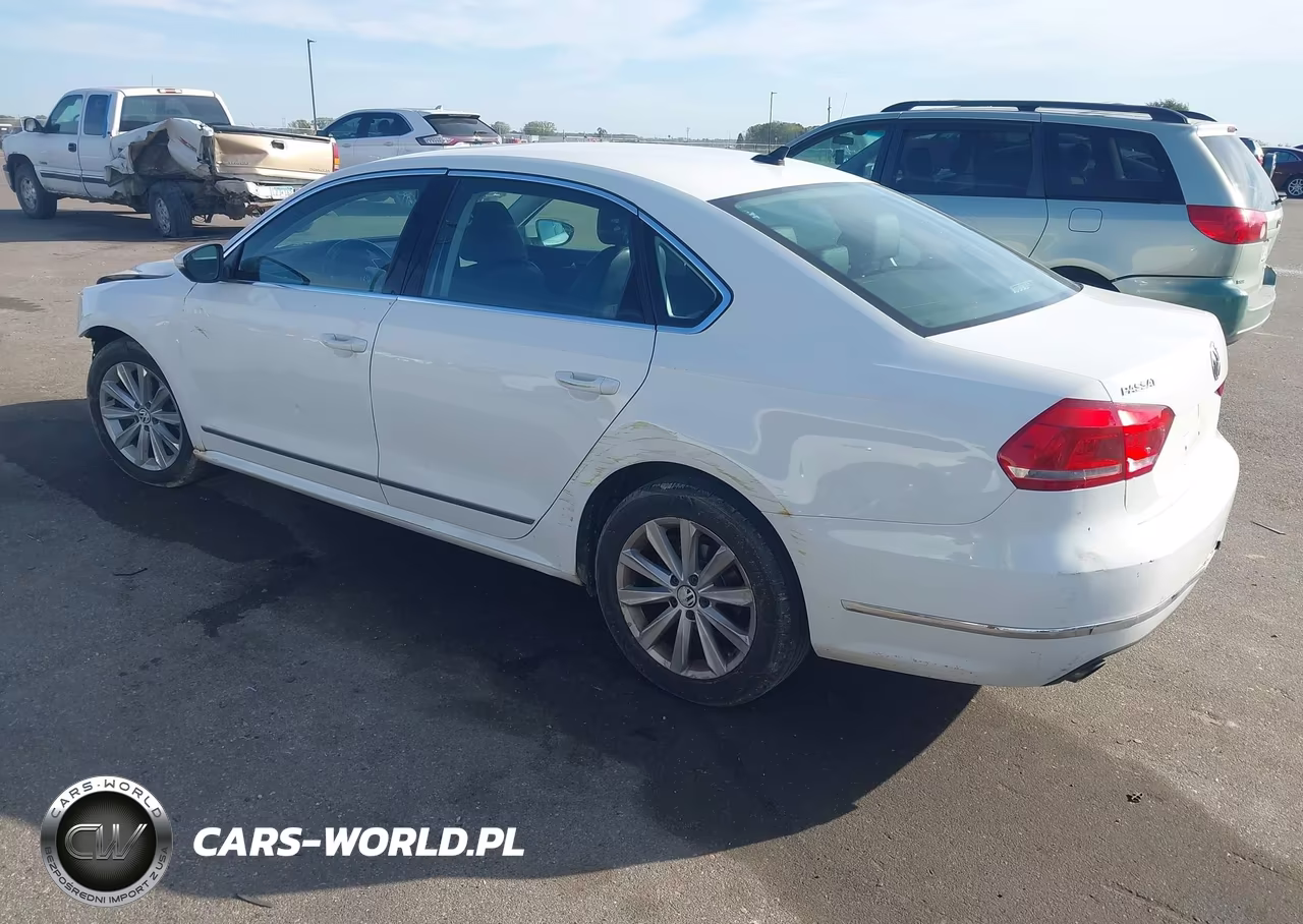 2012 Volkswagen Passat 2.5L Sel VIN:1VWCH7A39CC025521 - 3