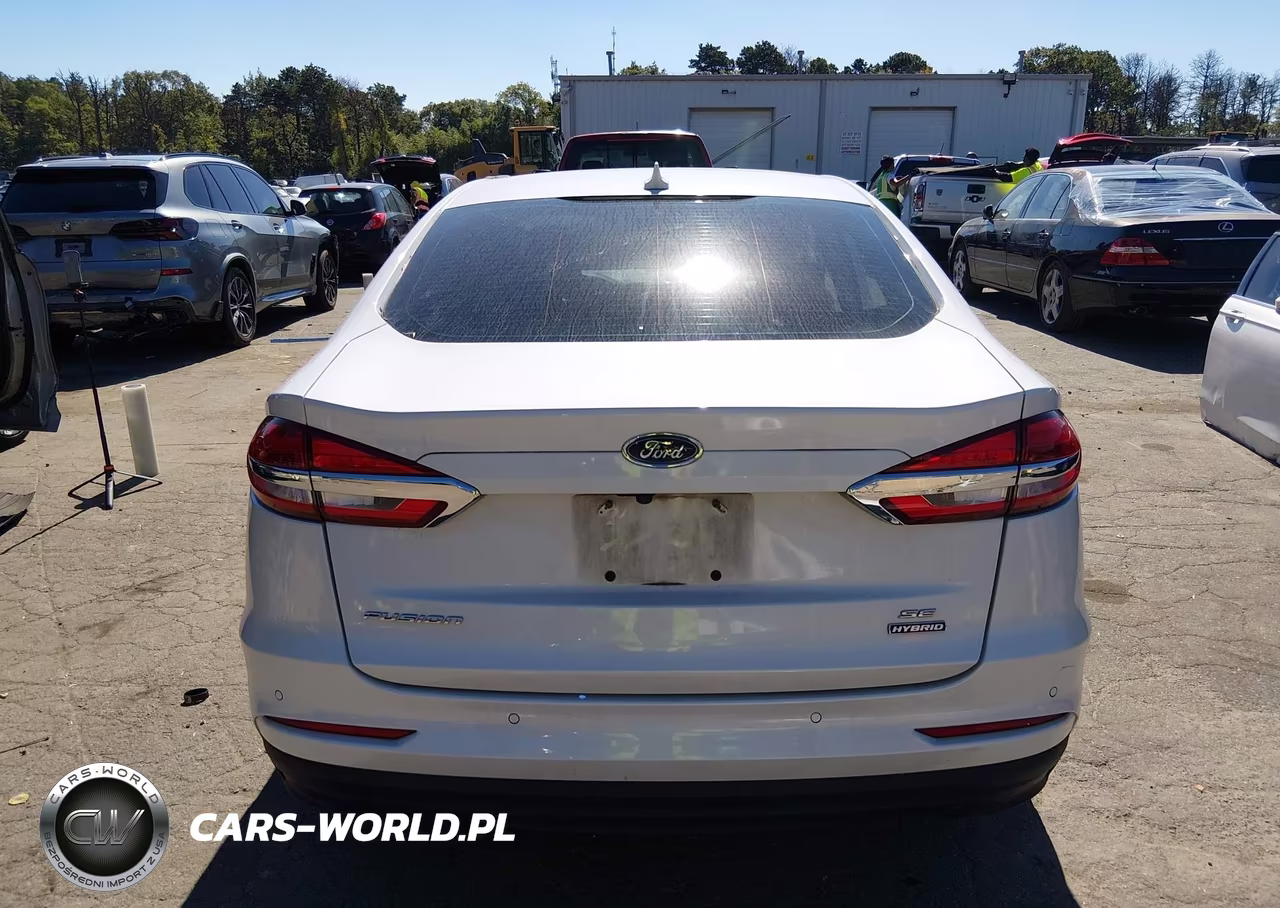 2020 Ford Fusion Hybrid Se VIN:3FA6P0LU2LR158192 - 17