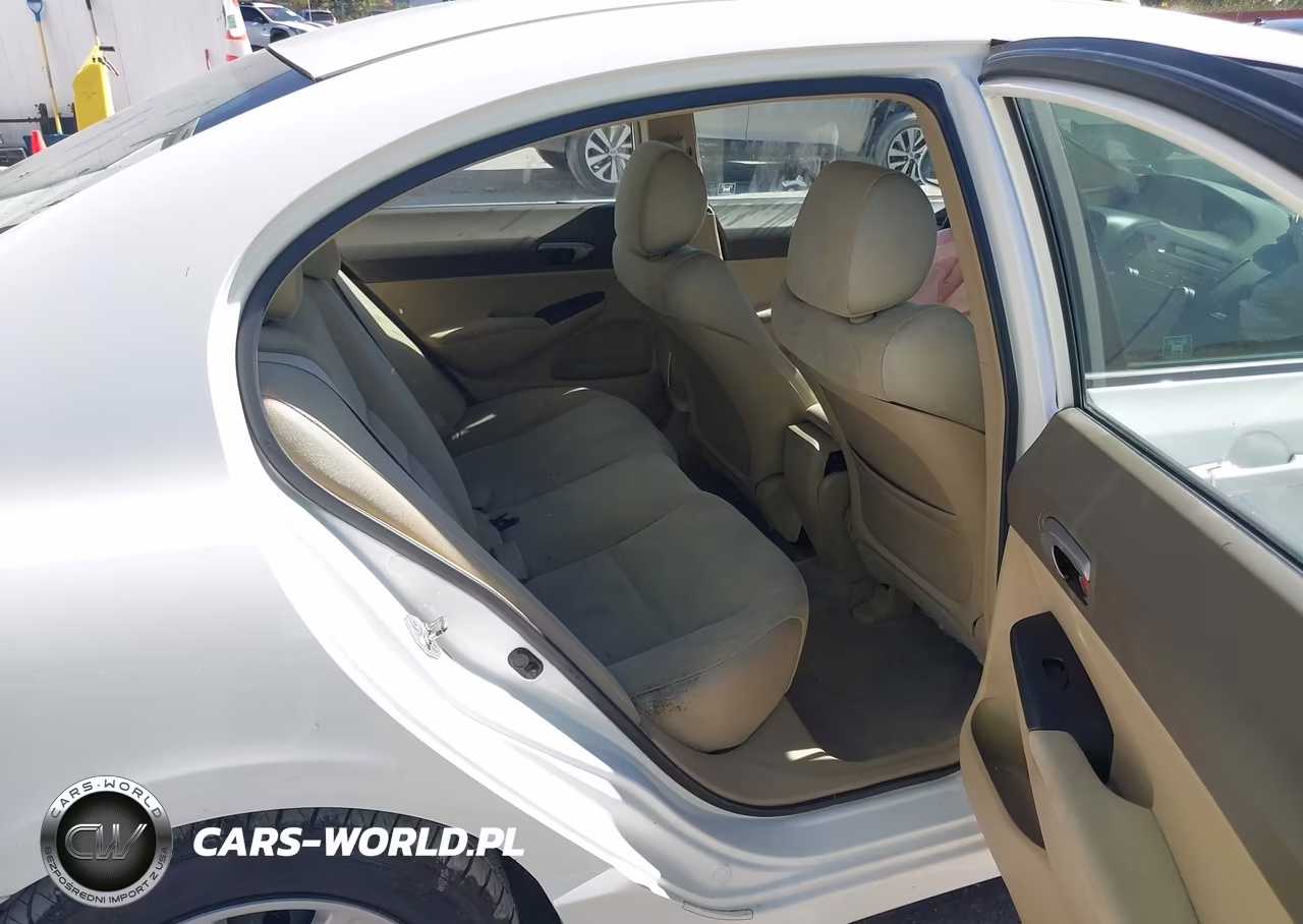 2007 Honda Civic Lx VIN:2HGFA16517H304736 - 8