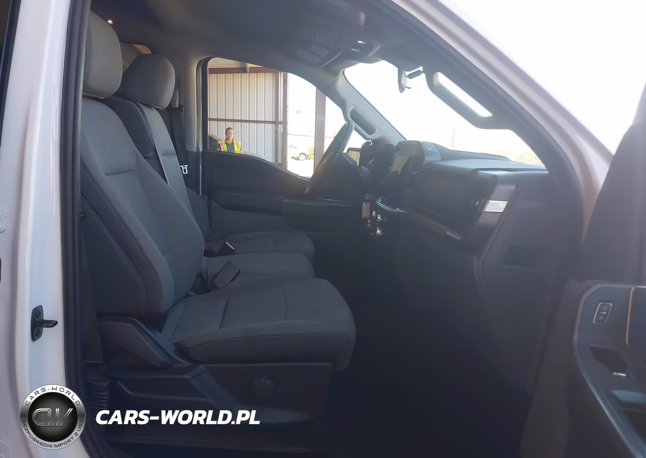 2025 Ford F-150 Xlt VIN:1FTFW3L50SKD39267 - 5