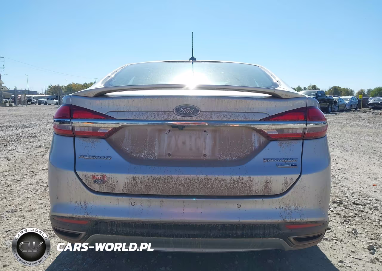 2018 Ford Fusion Titanium VIN:3FA6P0D99JR155149 - 16