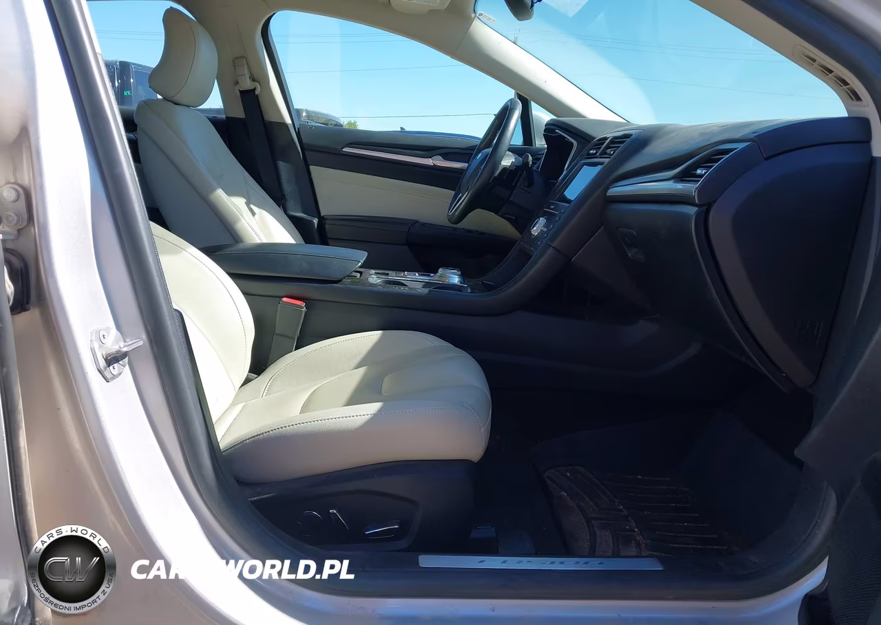 2018 Ford Fusion Titanium VIN:3FA6P0D99JR155149 - 5