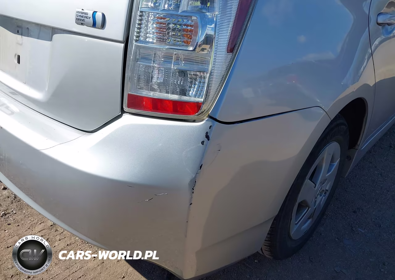 2011 Toyota Prius Two VIN:JTDKN3DU9B5337877 - 18