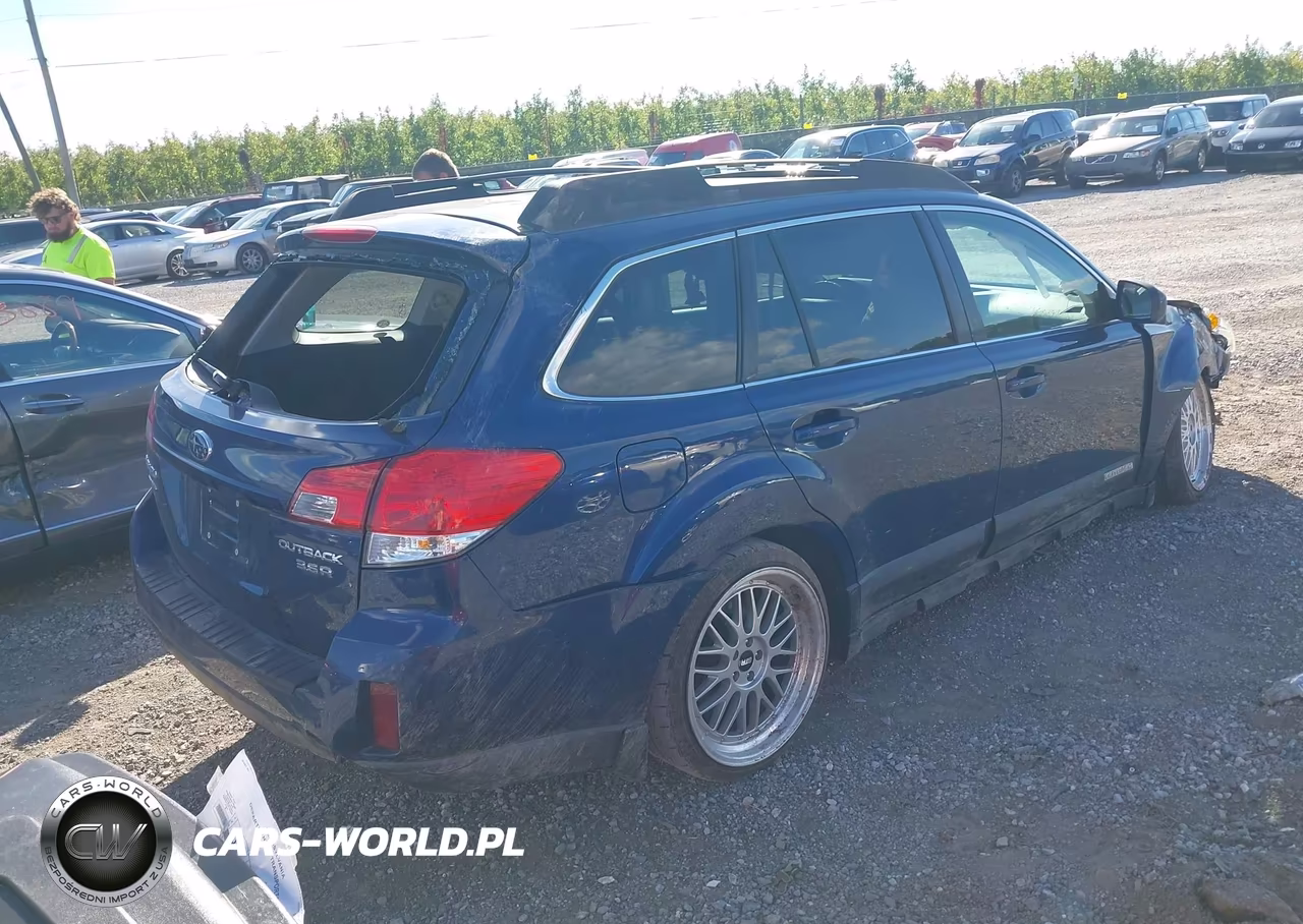 2010 Subaru Outback 3.6R Limited VIN:4S4BRDKC7A2337022 - 4