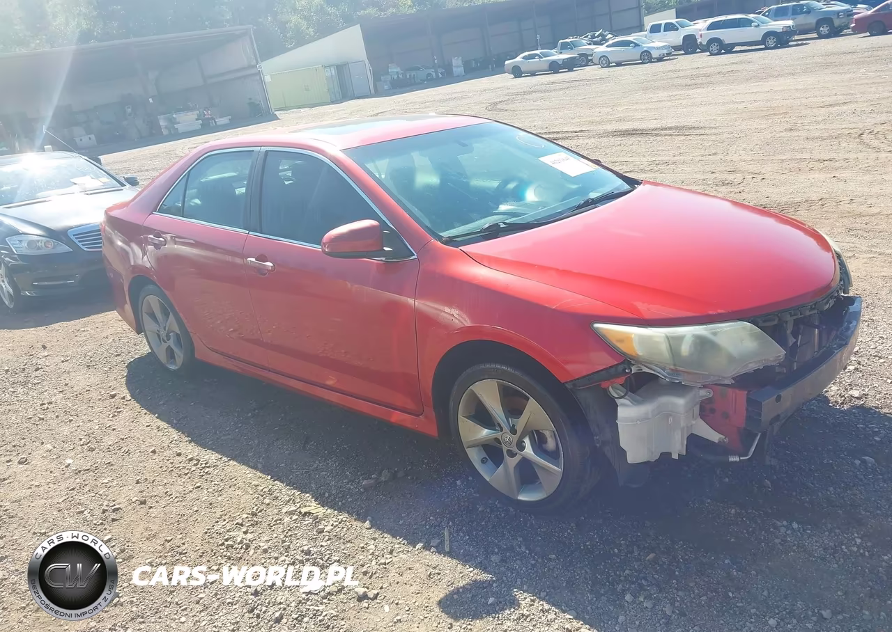 2012 Toyota Camry Se Limited Edition – zdjęcie 1 z 16
