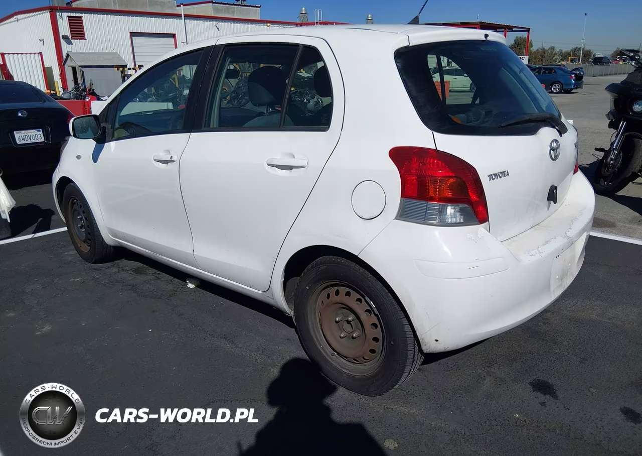 2011 Toyota Yaris VIN:JTDKT4K33B5332969 - 3