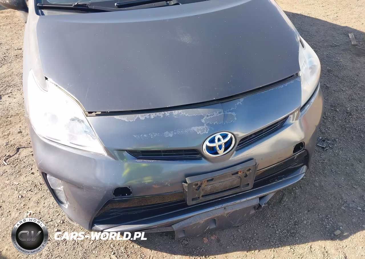 2015 Toyota Prius Two VIN:JTDKN3DU9F0438808 - 17