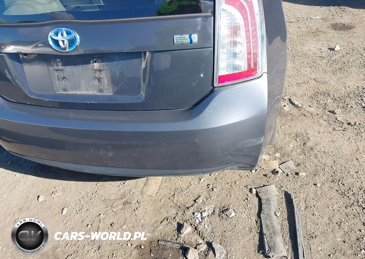 2015 Toyota Prius Two VIN:JTDKN3DU9F0438808 - 19
