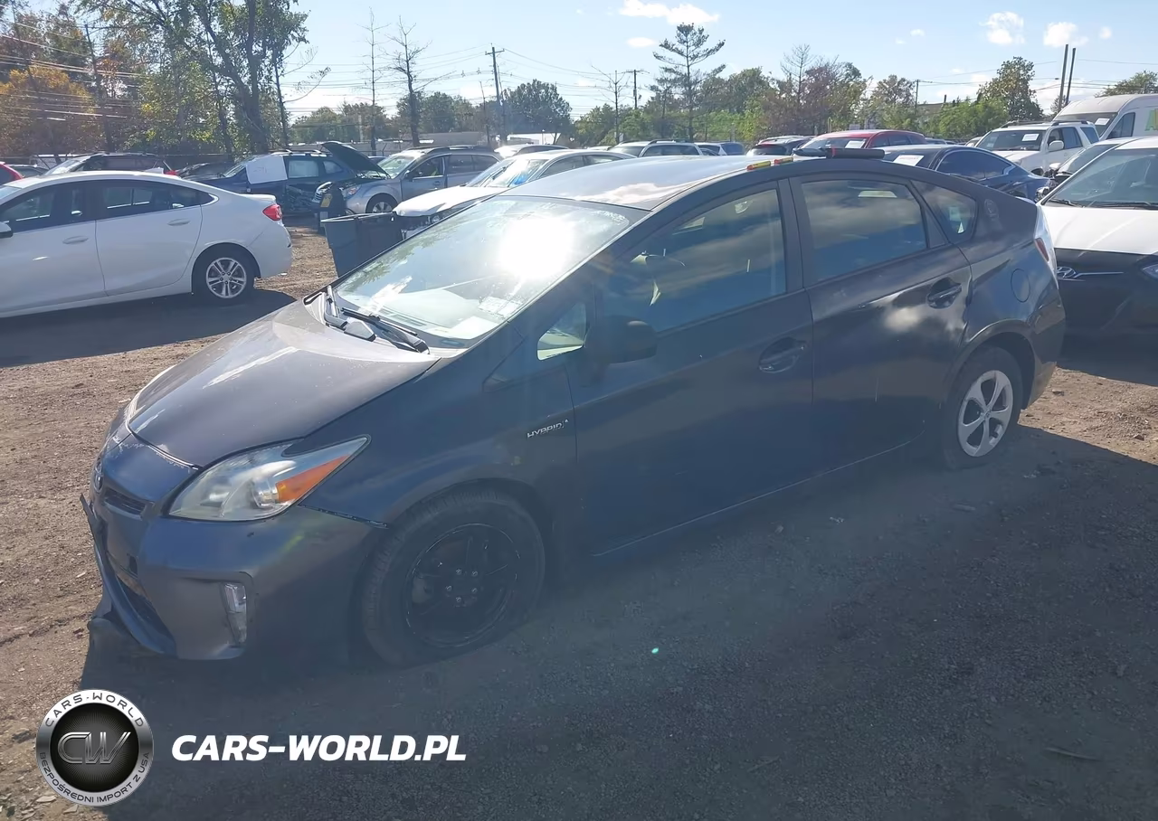 2015 Toyota Prius Two VIN:JTDKN3DU9F0438808 - 2
