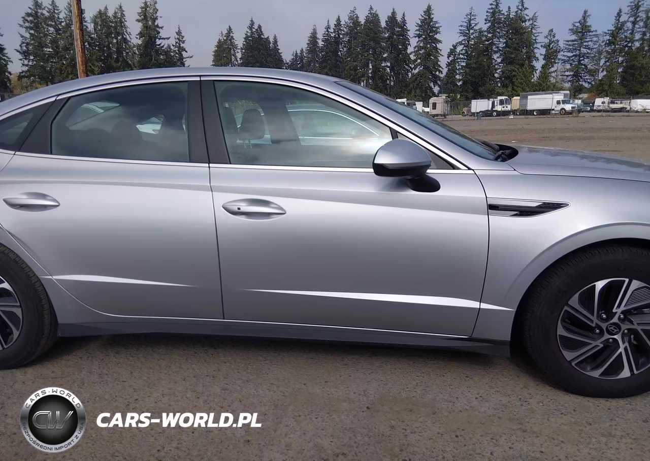 2026 Hyundai Sonata Hybrid Blue VIN:KMHL24JJ7TA176463 - 14