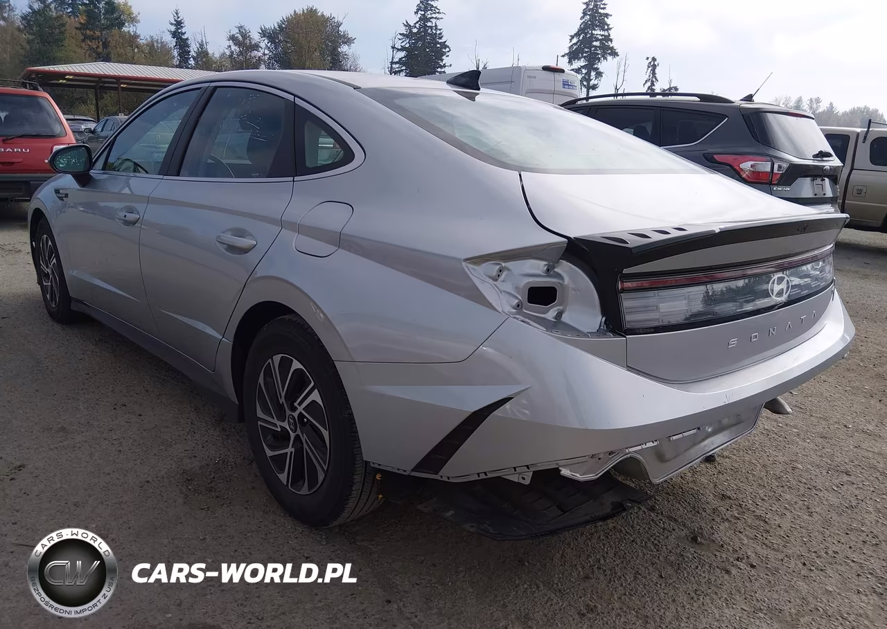 2026 Hyundai Sonata Hybrid Blue VIN:KMHL24JJ7TA176463 - 3