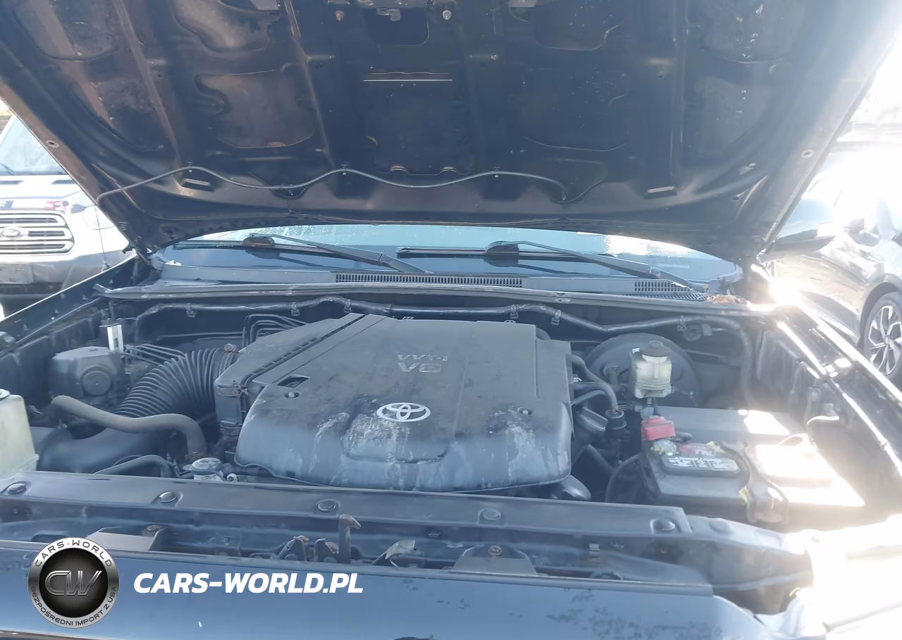 2014 Toyota Tacoma Base V6 VIN:3TMLU4EN1EM153259 - 10