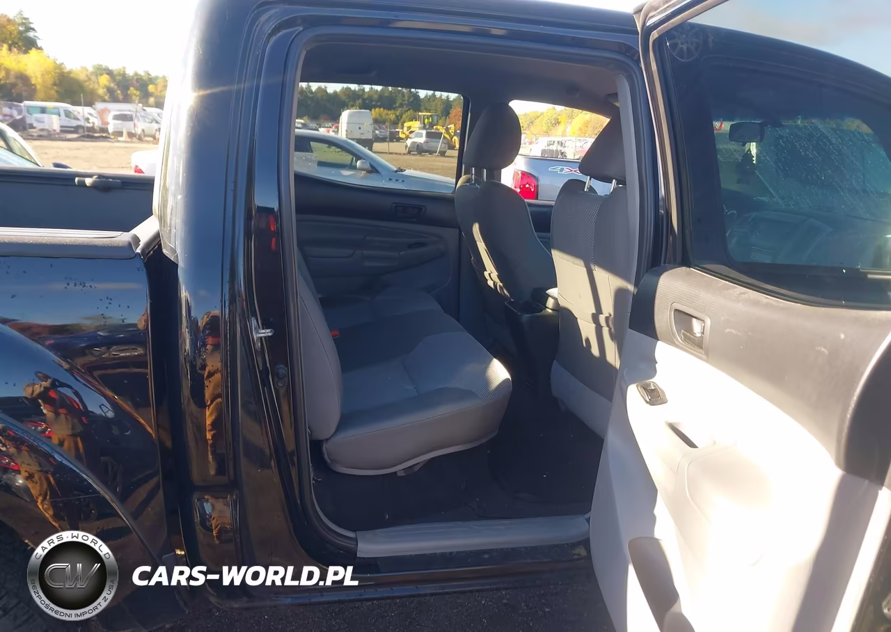 2014 Toyota Tacoma Base V6 VIN:3TMLU4EN1EM153259 - 8