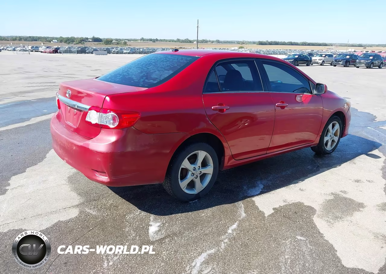 2013 Toyota Corolla Le VIN:5YFBU4EE9DP177697 - 4