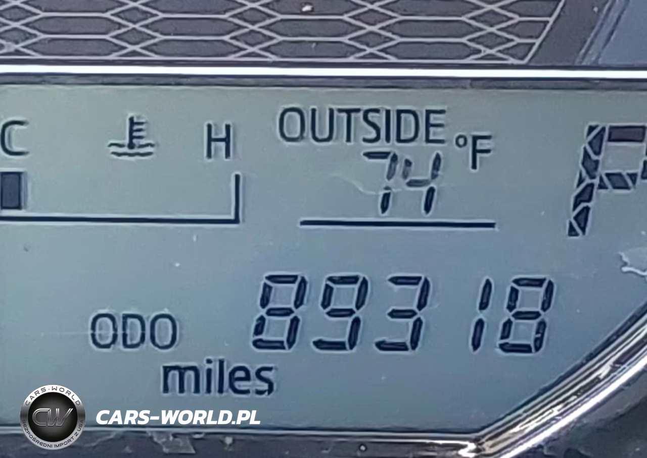 2016 Toyota Corolla Le VIN:5YFBURHE9GP565509 - 15