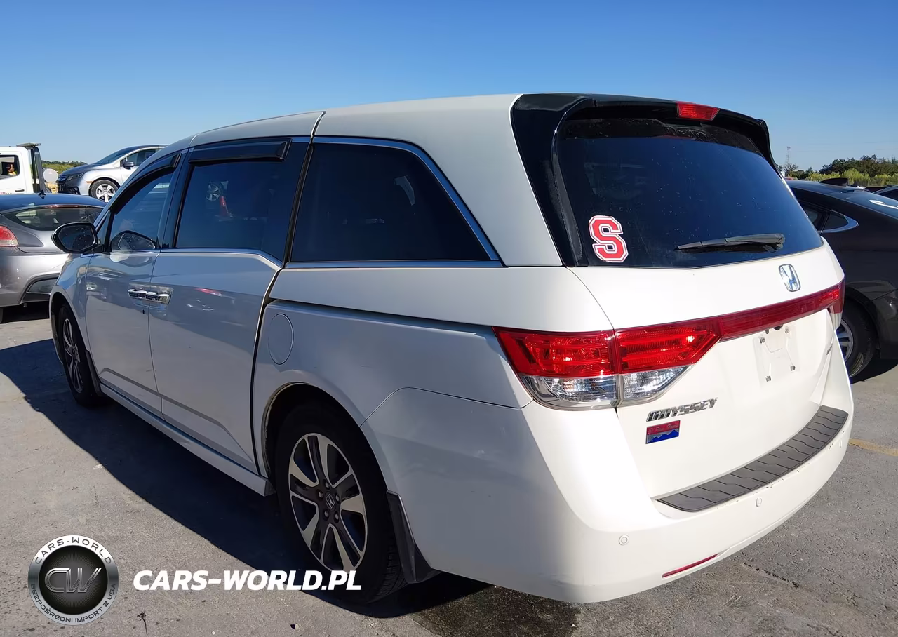 2015 Honda Odyssey Touring-Touring Elite VIN:5FNRL5H92FB076411 - 3