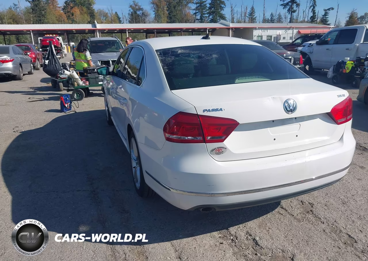 2014 Volkswagen Passat 2.0L Tdi Se VIN:1VWBN7A34EC089344 - 3