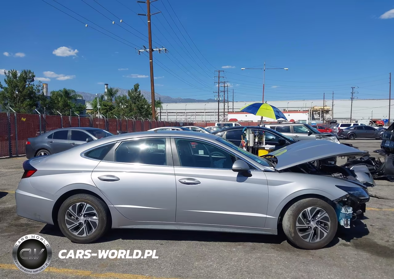 2023 Hyundai Sonata Hybrid Blue VIN:KMHL24JJ9PA081568 - 14