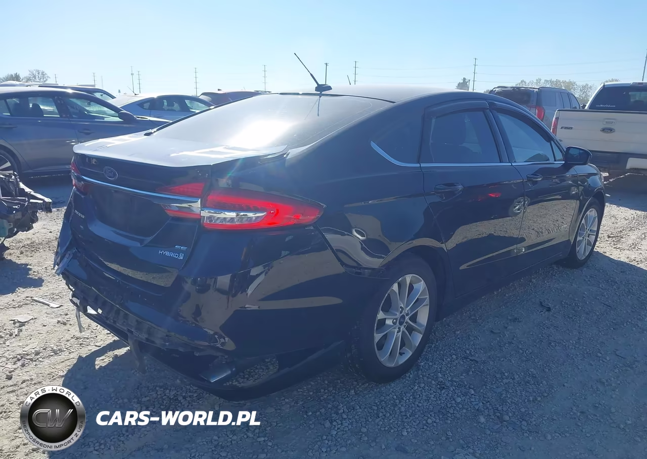 2018 Ford Fusion Hybrid Se VIN:3FA6P0LU7JR280382 - 4