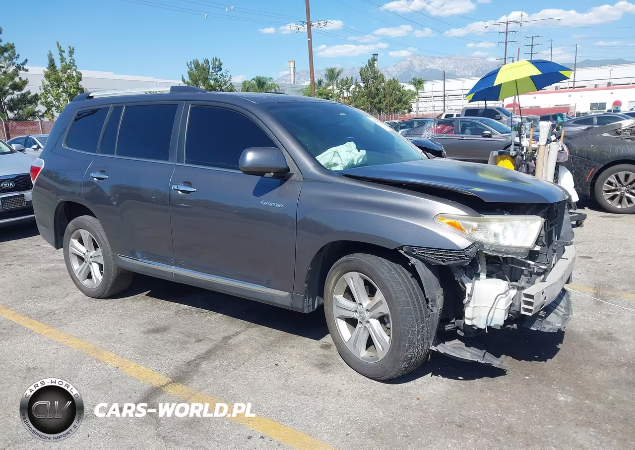 2013 Toyota Highlander Limited V6