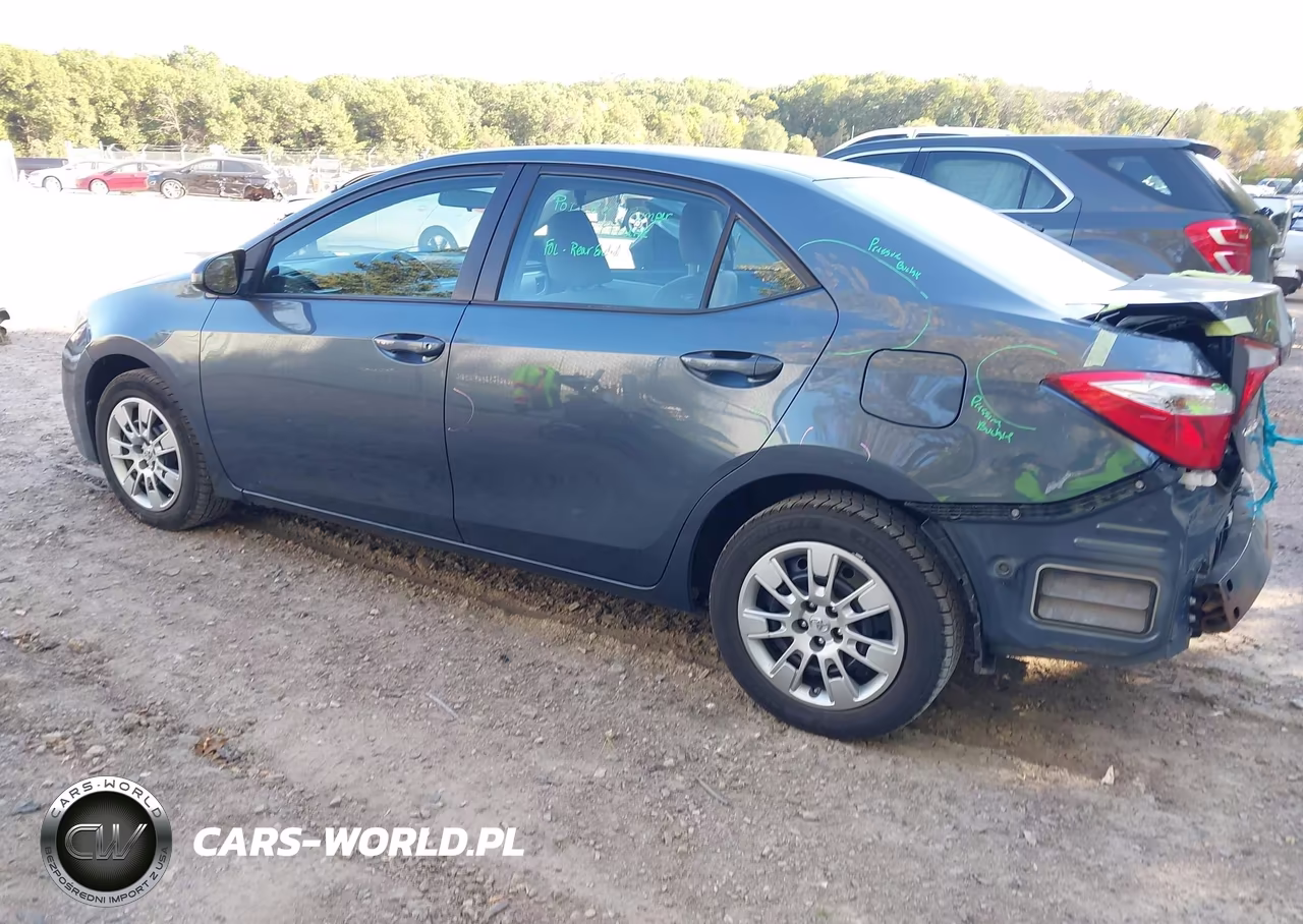 2016 Toyota Corolla Le VIN:2T1BURHE3GC586467 - 3