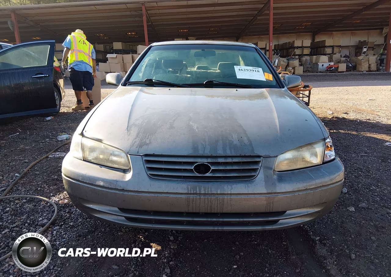 1999 Toyota Camry Le VIN:JT2BG22K7X0299861 - 13
