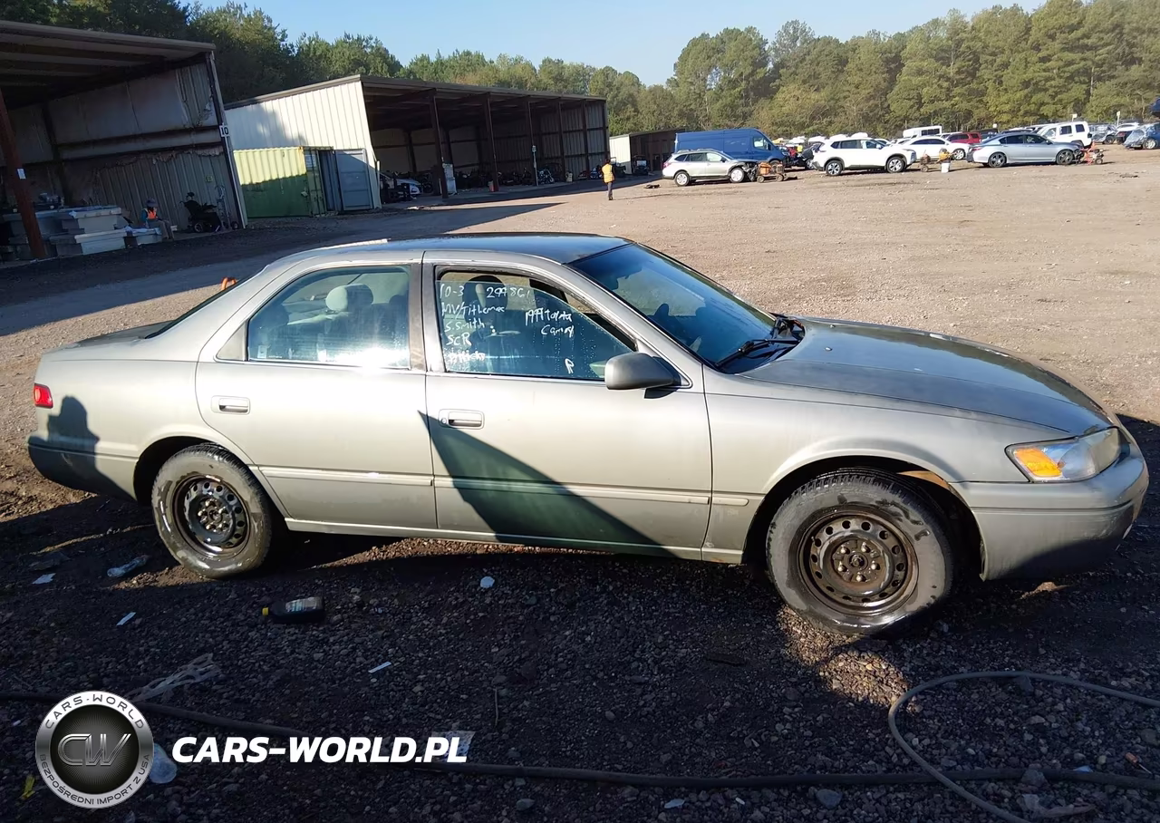 1999 Toyota Camry Le VIN:JT2BG22K7X0299861 - 14