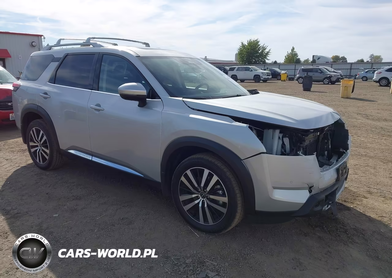 2025 Nissan Pathfinder Platinum 4Wd