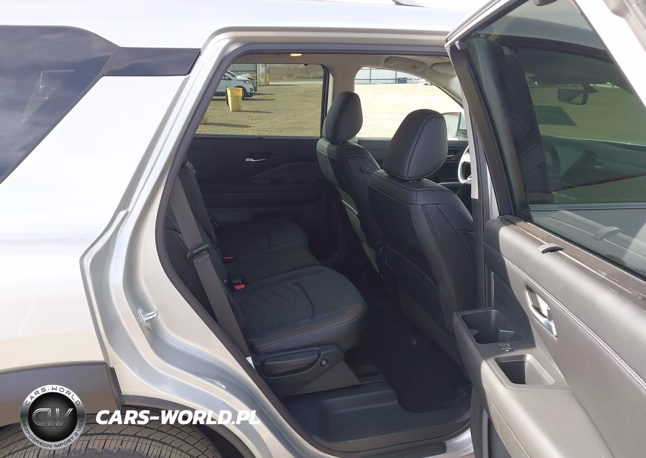 2025 Nissan Pathfinder Platinum 4Wd VIN:5N1DR3DJ2SC300681 - 8